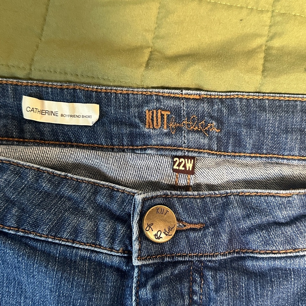 Kut from the Kloth Catherine Boyfriend Jeans